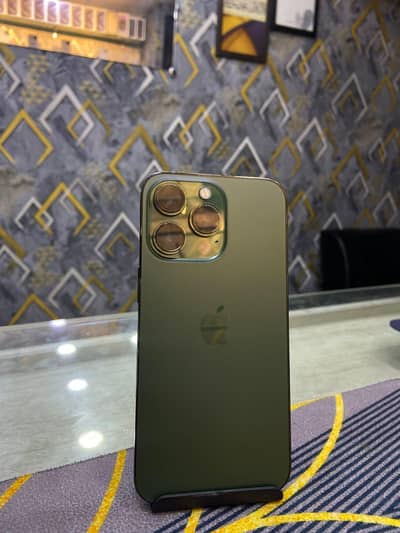 Apple iPhone 11 pro Maxx to 17 pro Maxx all parts avalble. 03214695431