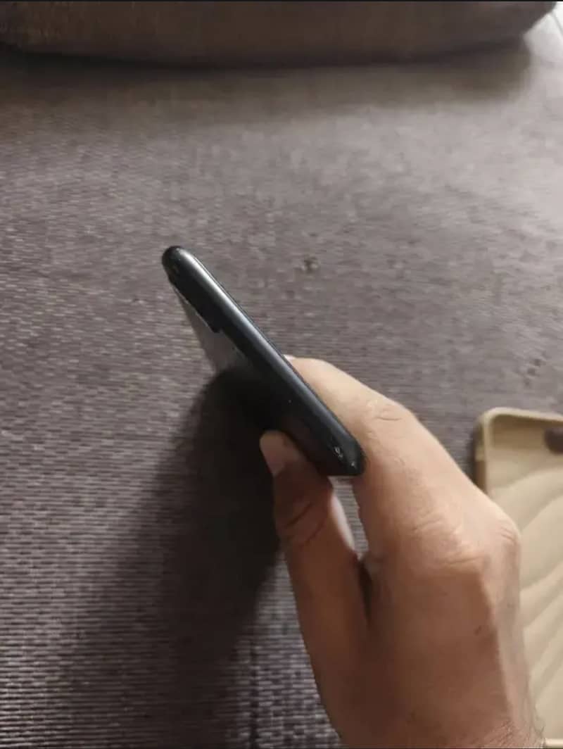 Apple iPhone 7 Plus 4