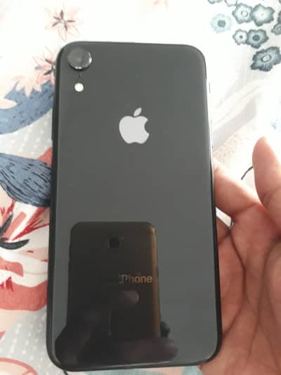 Apple iPhone XR