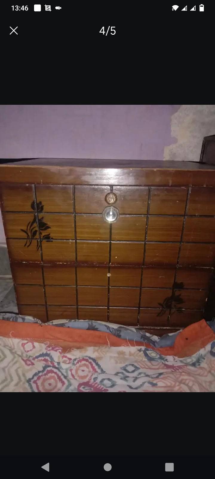 bed drissing tables 0