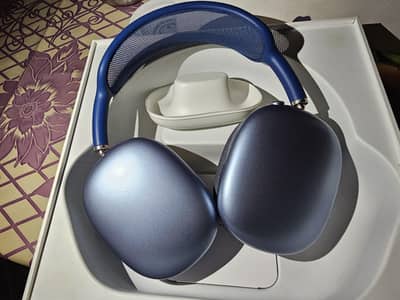 airpods max condition 10/10 box open
