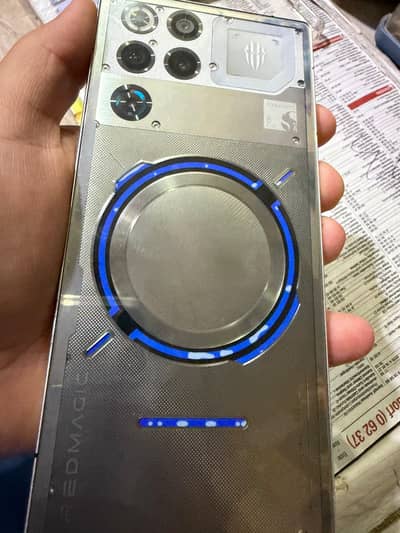 Redmajic 11 pro 10/9 condition