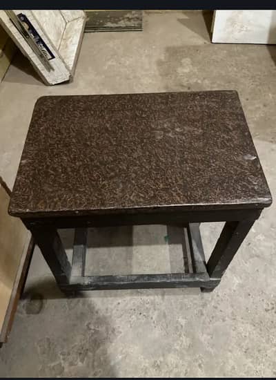 Office set up for sale one wood chair one tables once stool 1(counter