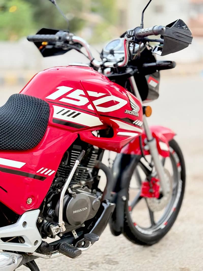 CB 150F 10