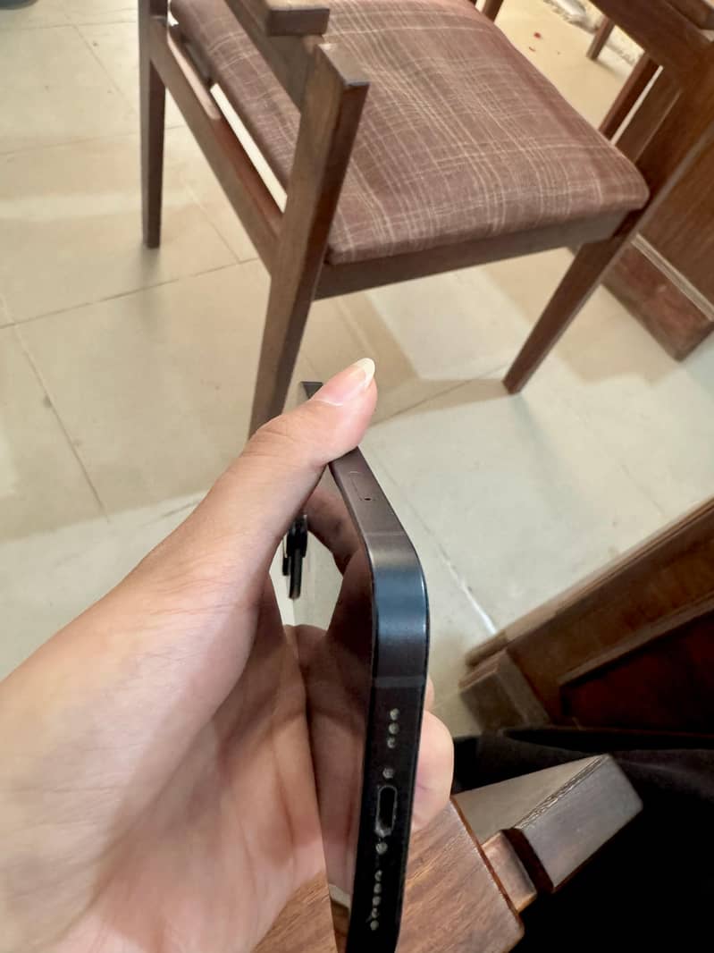 Apple iPhone 14 5