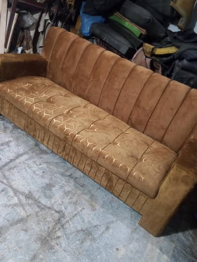Five seater sofa in good quality golden brown velvet