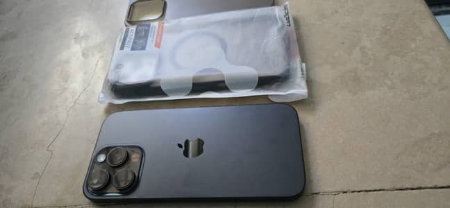 Apple iPhone 16 Pro Max jv