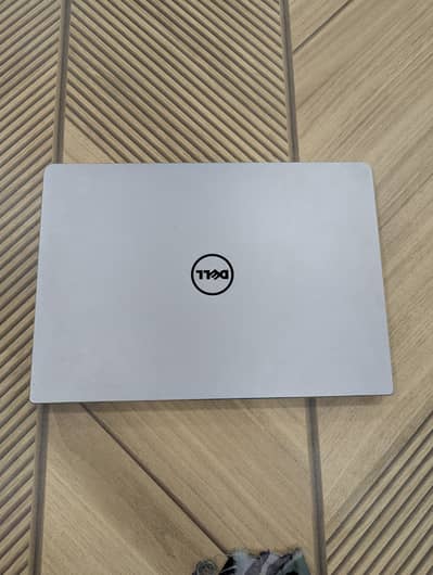 laptop | Dell Inspiron 7472 Core i7 8th Gen | 8GB RAM/256GB SSD