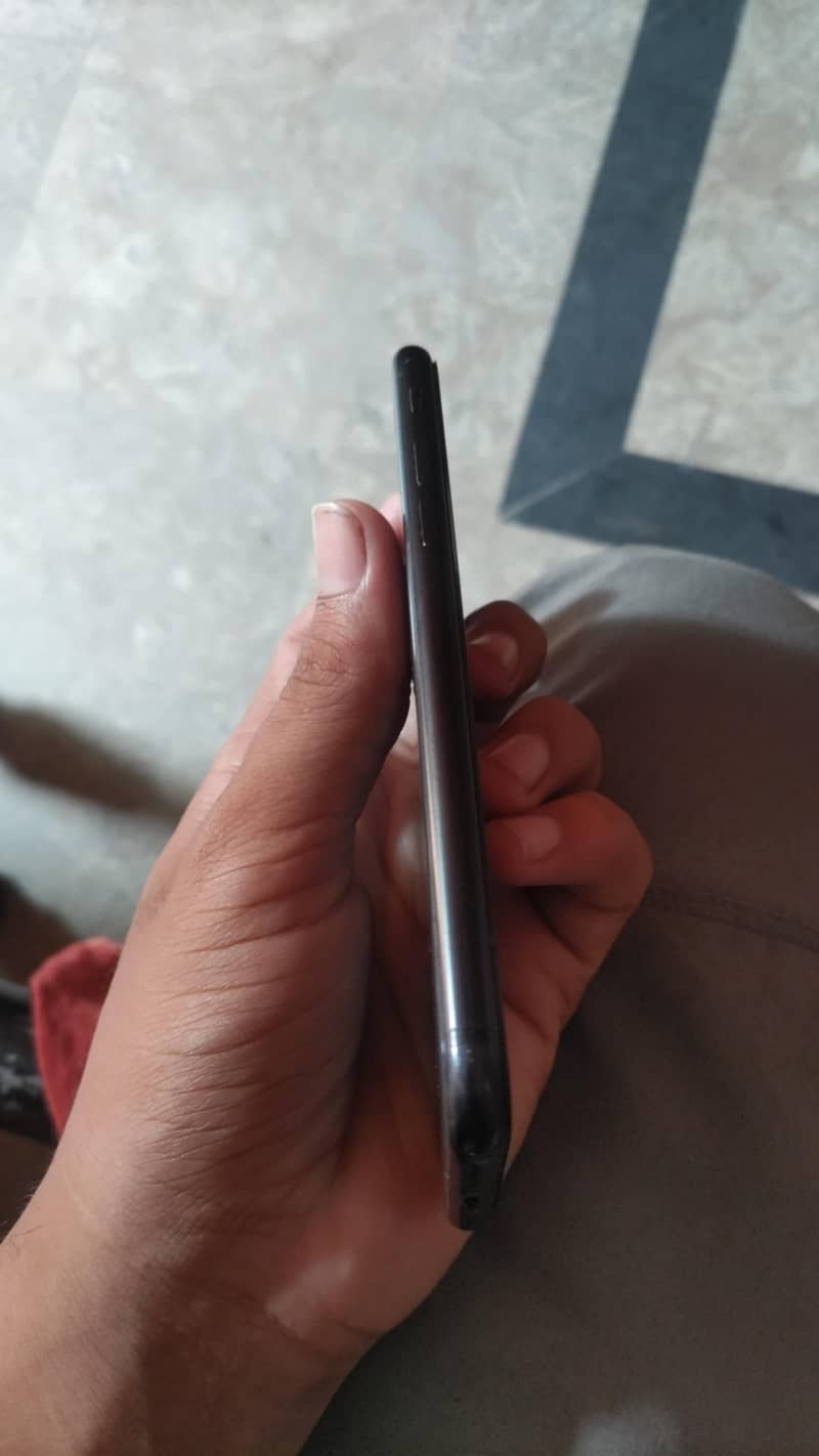 Apple iPhone SE 1