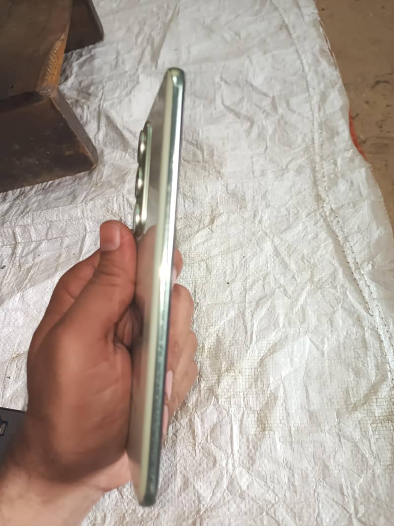 tecno 40 plus 7