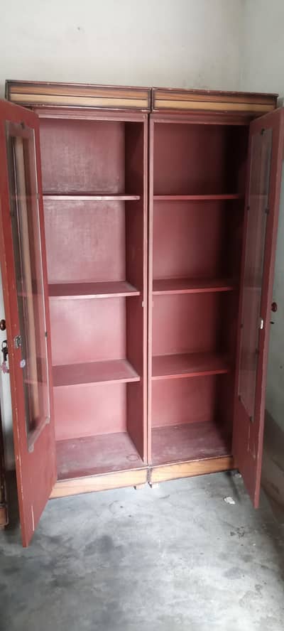 2 door divider use but condition good urgent sale karna he