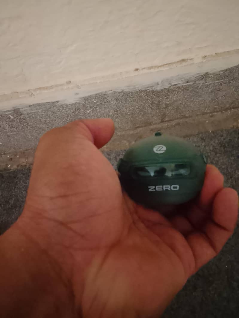 zero striker 2