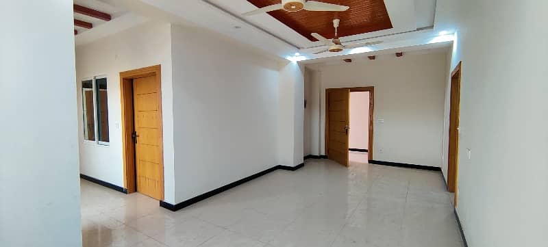 Two Bed Flat For Rent 4