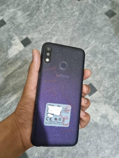 Infinix Hot 8 Lite