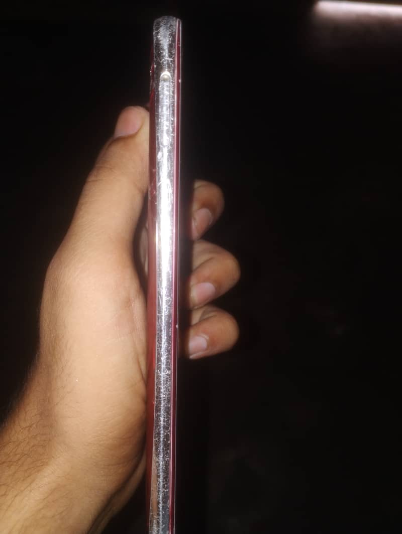 Sharp Aquos R2 3