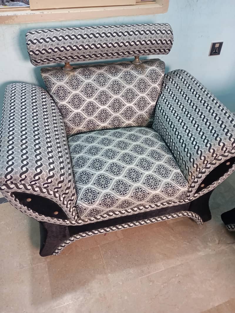 5 Seater Sofa set & Table 2