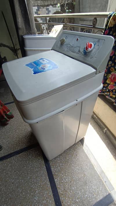 pak home appliance Dryer available for sale in chungi main Bazar laho