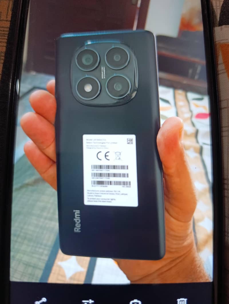 Xiaomi Redmi Note 14 Pro 1