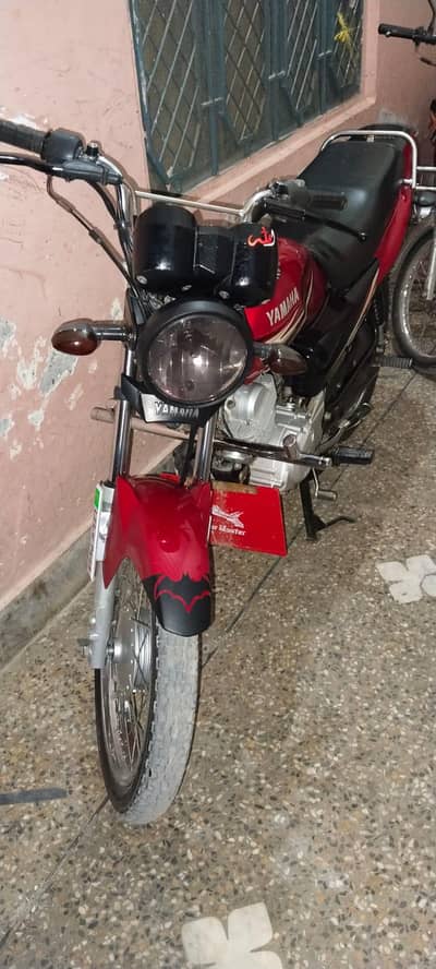 Yamaha YBZ 2018 Red Color - Well Maintained, Smooth Drive