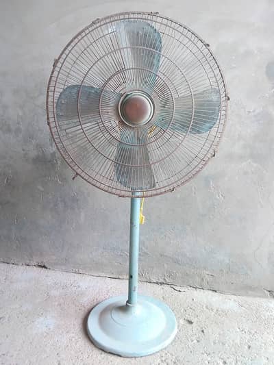 Pedestal Fan for Sale – Excellent Working Condition | Strong Airflow