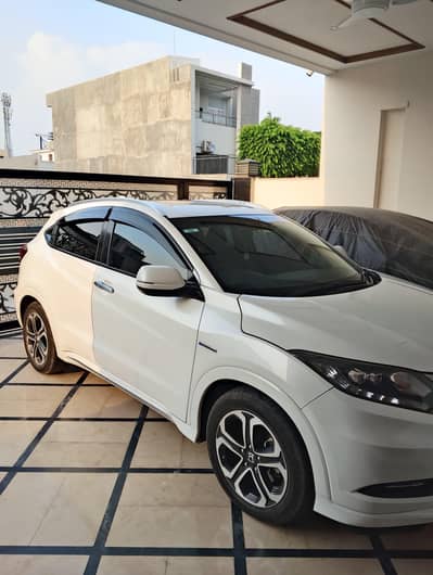 Honda Vezel 2016