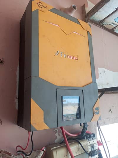 fronus inventer sell 3.2 kw solar inventer