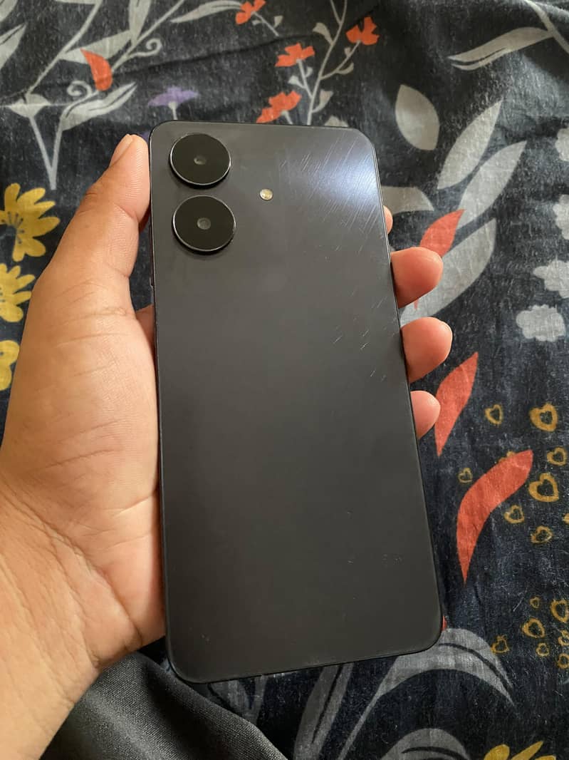 Realme Note 60 1