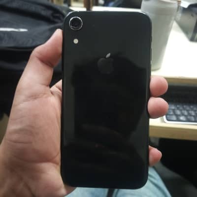 Apple iPhone XR