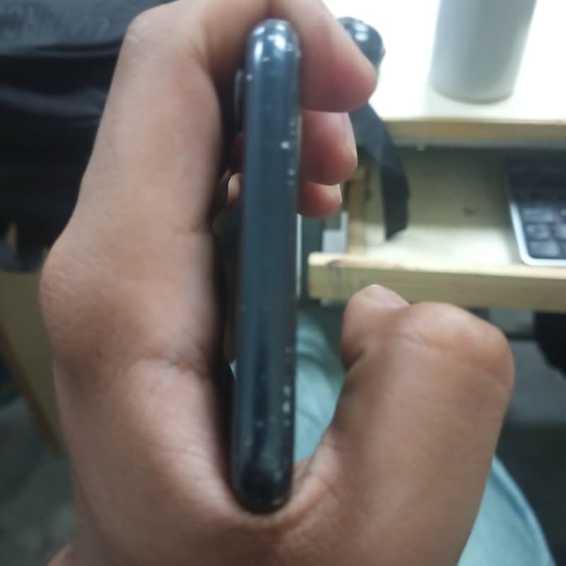 Apple iPhone XR 2