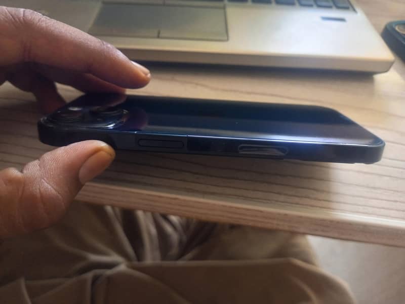 Apple iPhone 13 1
