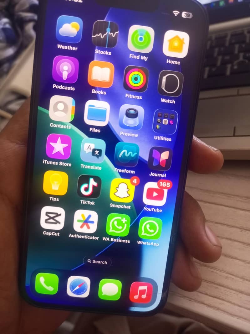 Apple iPhone 13 3