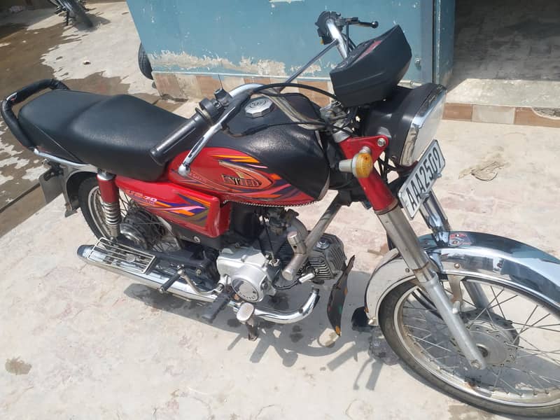 United 70cc 0