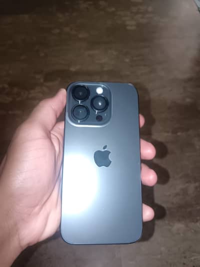 Apple iPhone 15 Pro