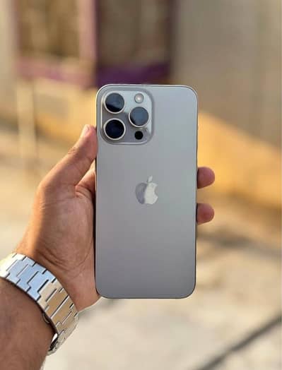 Apple iPhone 15 Pro Max