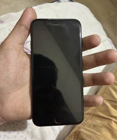 Apple iPhone 7
