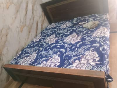 king size wooden bed without mattress