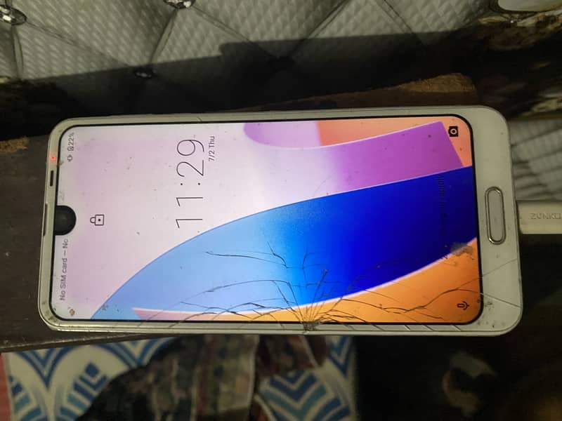 Sharp Aquos R2 5