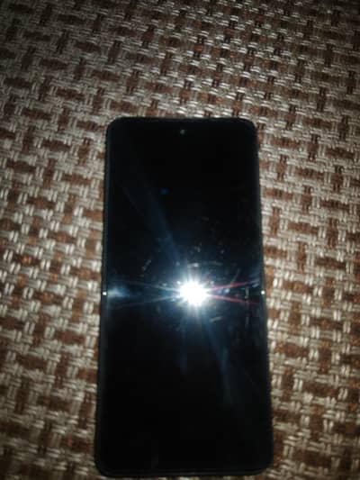 infinix smart 8 pro 4+4/128 only mobile no box no charger