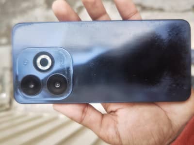 infinix smart 8 pro 4+4/128 only mobile no box no charger