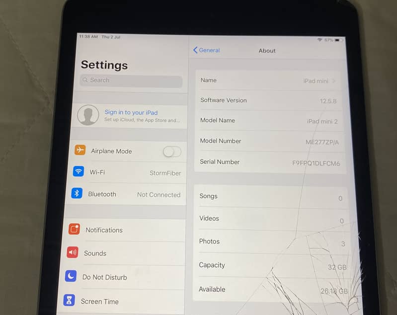Ipad Mini 2 with bluetooth keyboard case 1