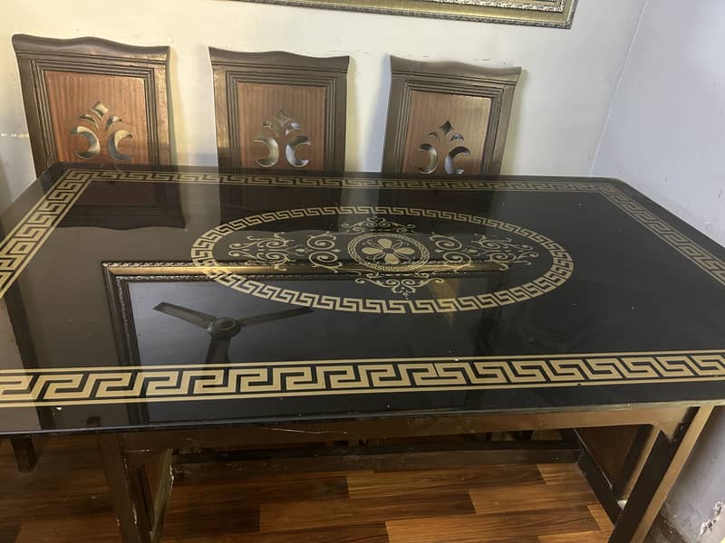 Dining Tables 0