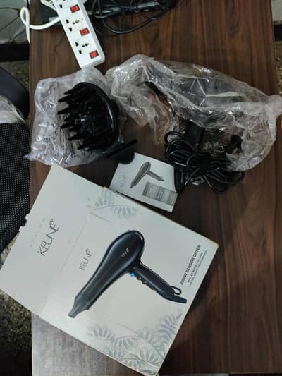 KEUNE Sensor Hair Dryer 2000W