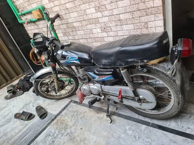 Honda CG 125 2006 Exchange Possible With Honda 70 Or CD Dream