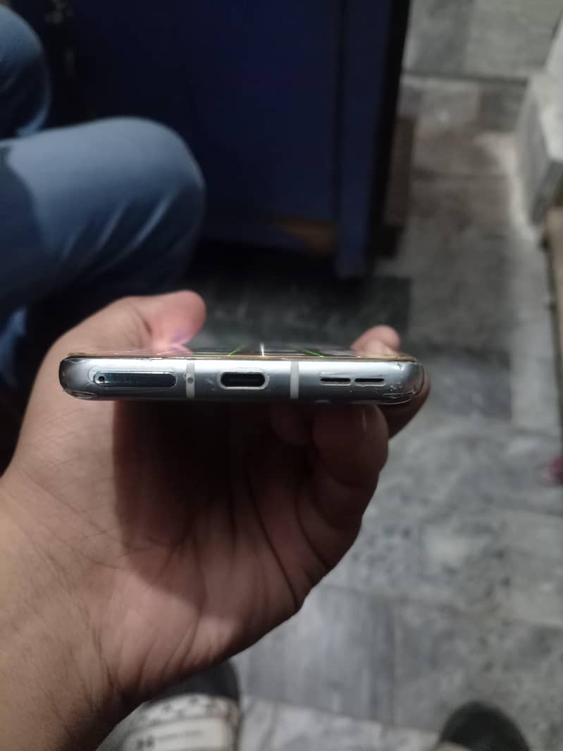 One Plus 9 Pro 3