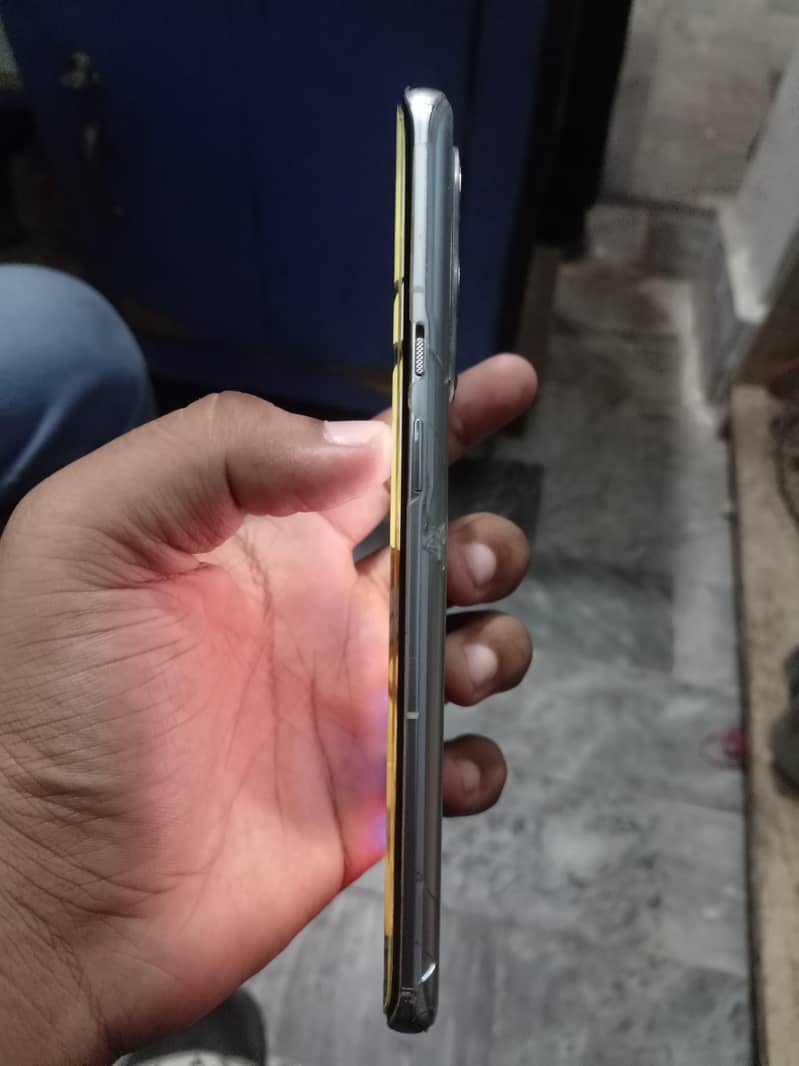 One Plus 9 Pro 5