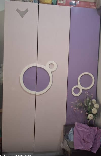wardrobes & LED rack