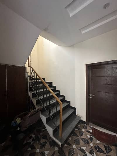 10 Marla first floor for rent