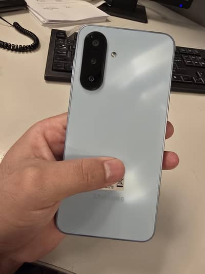 Samsung A17 4/128