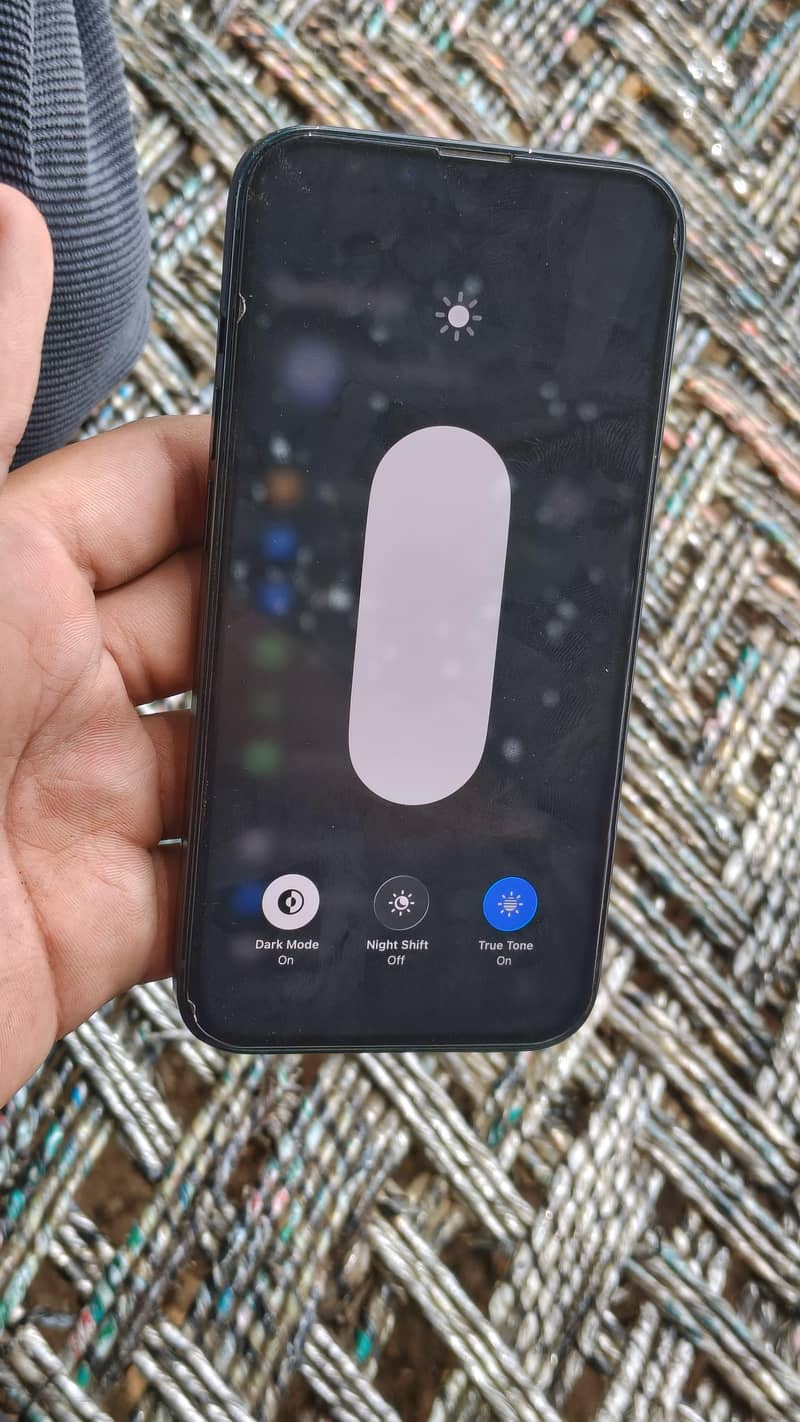 Apple iPhone 14 2