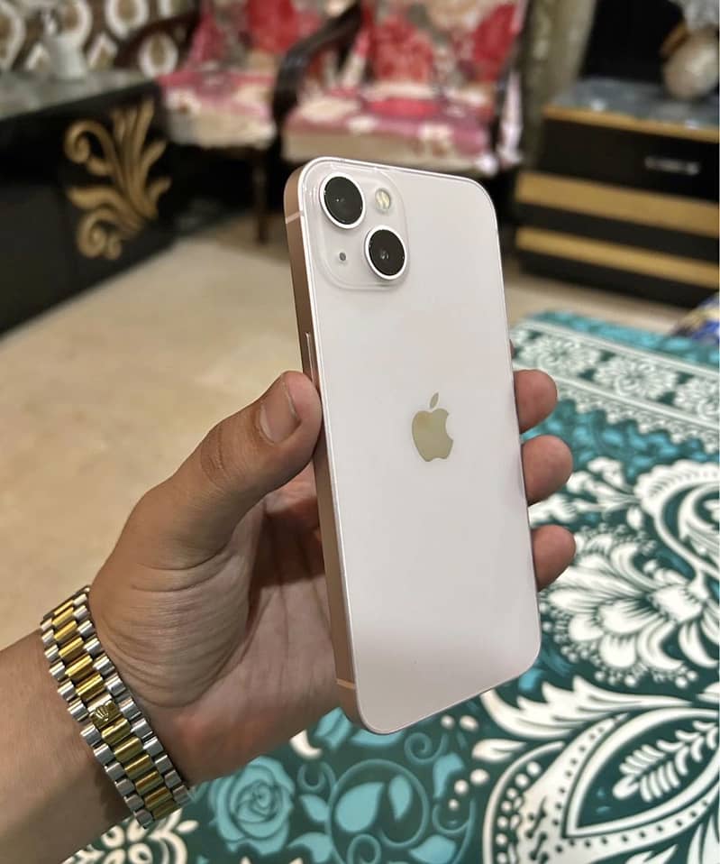 Apple iPhone 13 jv 1